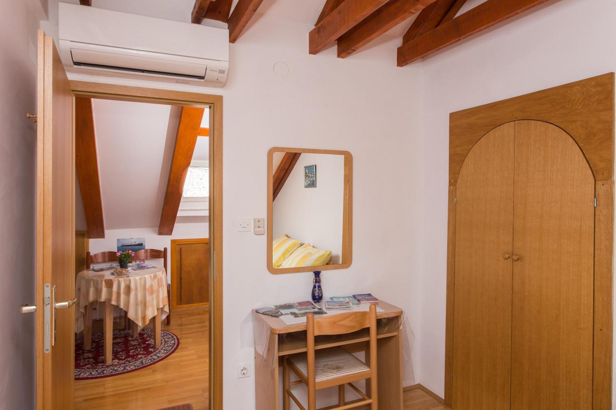 Casa de hóspedes Old Port 3*